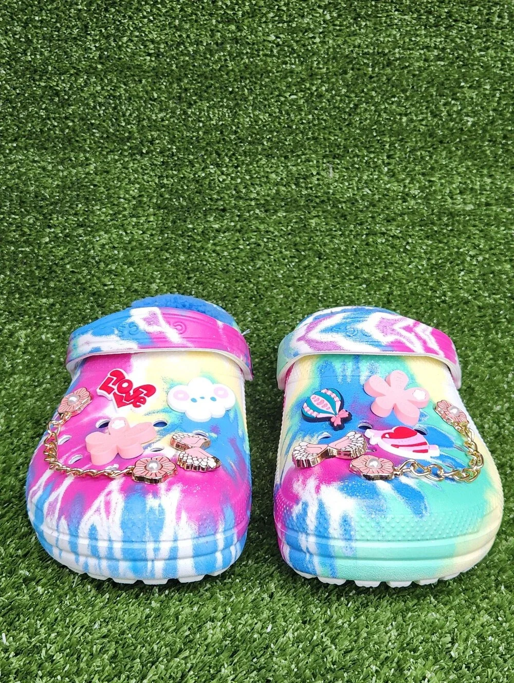 Crocs Big Girls Classic Lined Graphic Clogs Comfy With Jibbitzs Included Size J4